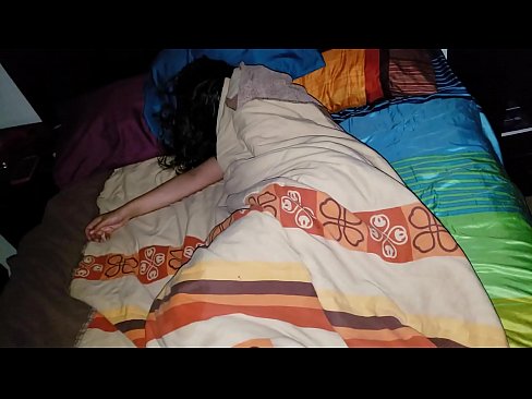 ❤️ Stepson nga gibadlong ang iyang batan-ong ina-ina samtang siya natulog. ❤❌ Sex video sa amon ☑